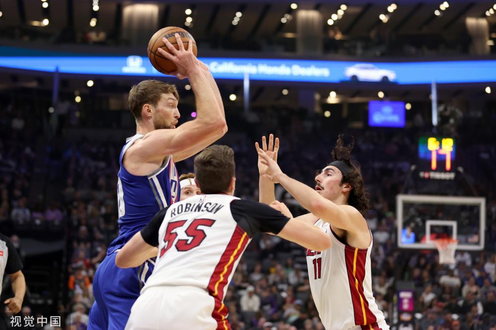 米兰中场本 米兰中场本