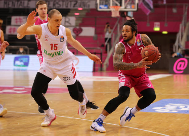 在通往荣誉 在通往荣誉